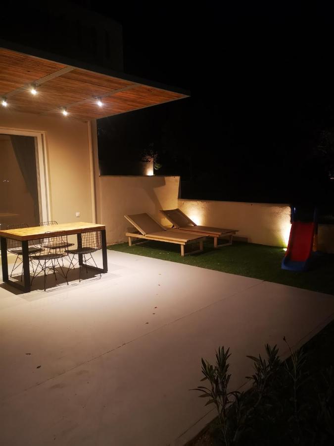 Gratelia Studio דמנוני מראה חיצוני תמונה