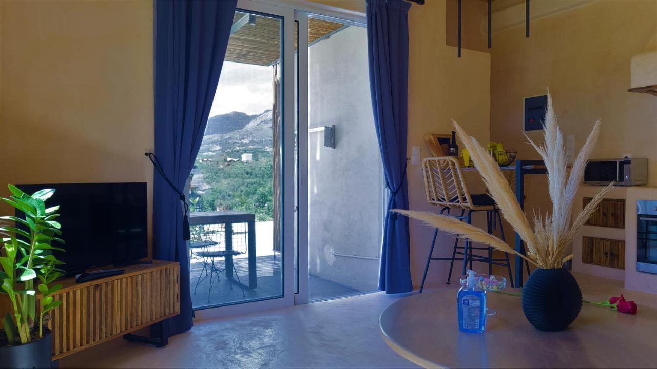 Gratelia Studio דמנוני מראה חיצוני תמונה